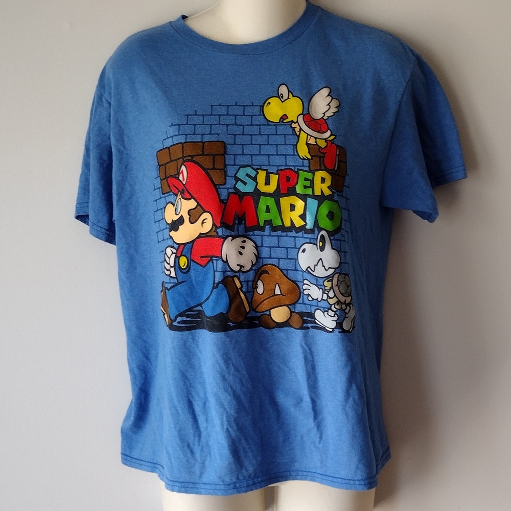 Super Mario Tee - Picture 2 of 3